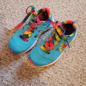 EUC Youth New Balance Sneakers